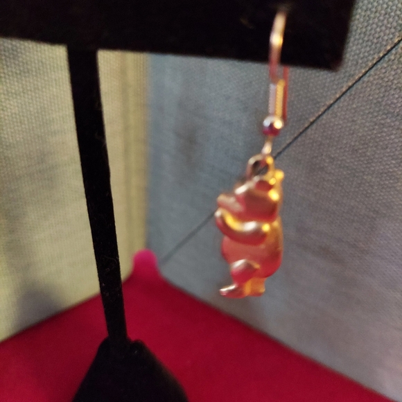 Winnie the Pooh Earrings - Picture 4 of 6